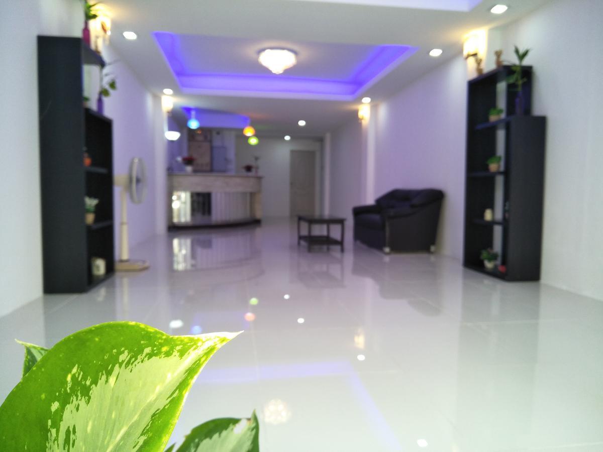 The Chillax Pattaya Hotel Bagian luar foto