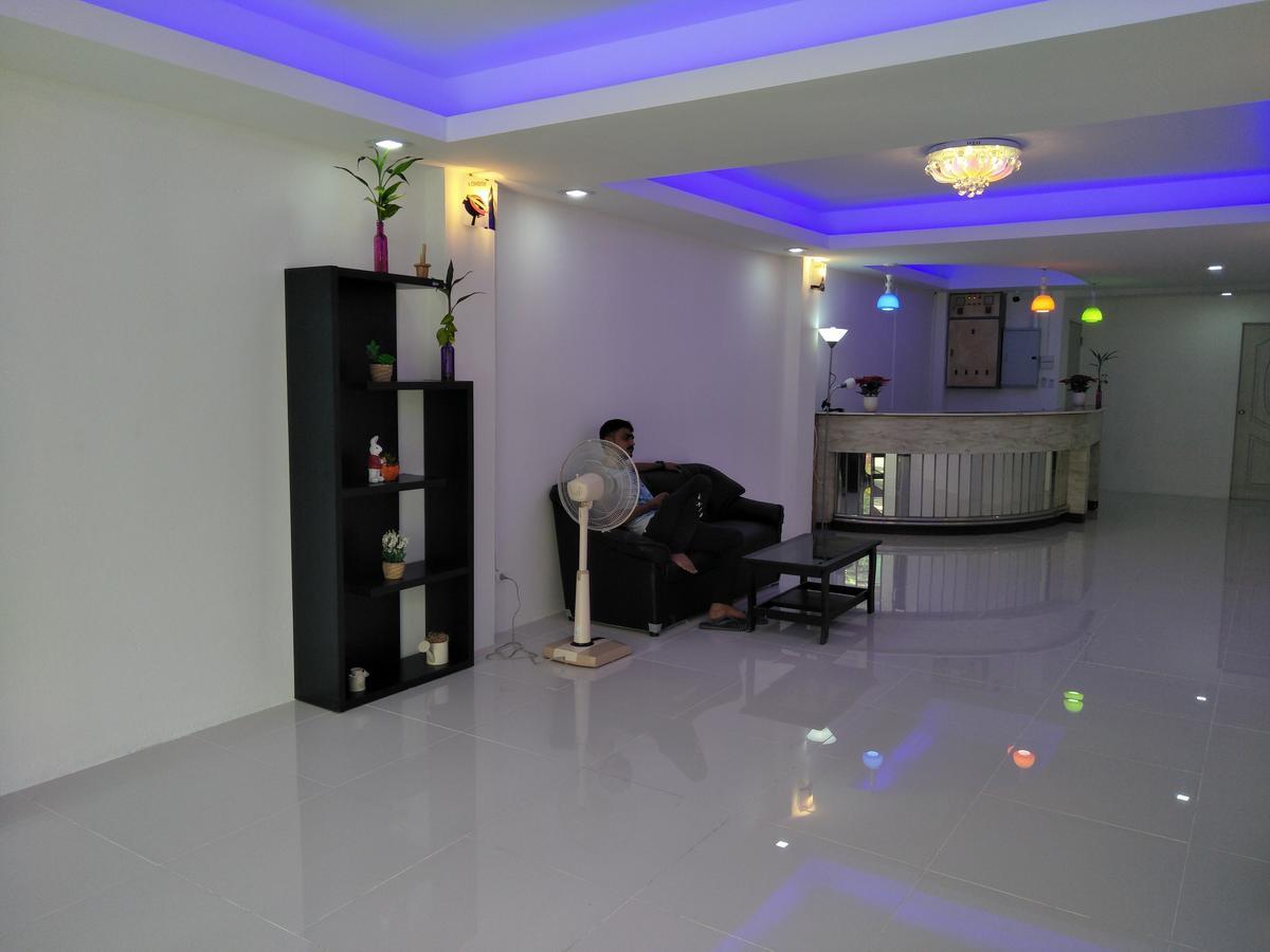 The Chillax Pattaya Hotel Bagian luar foto