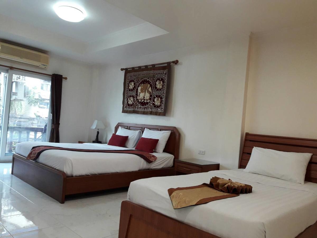 The Chillax Pattaya Hotel Bagian luar foto