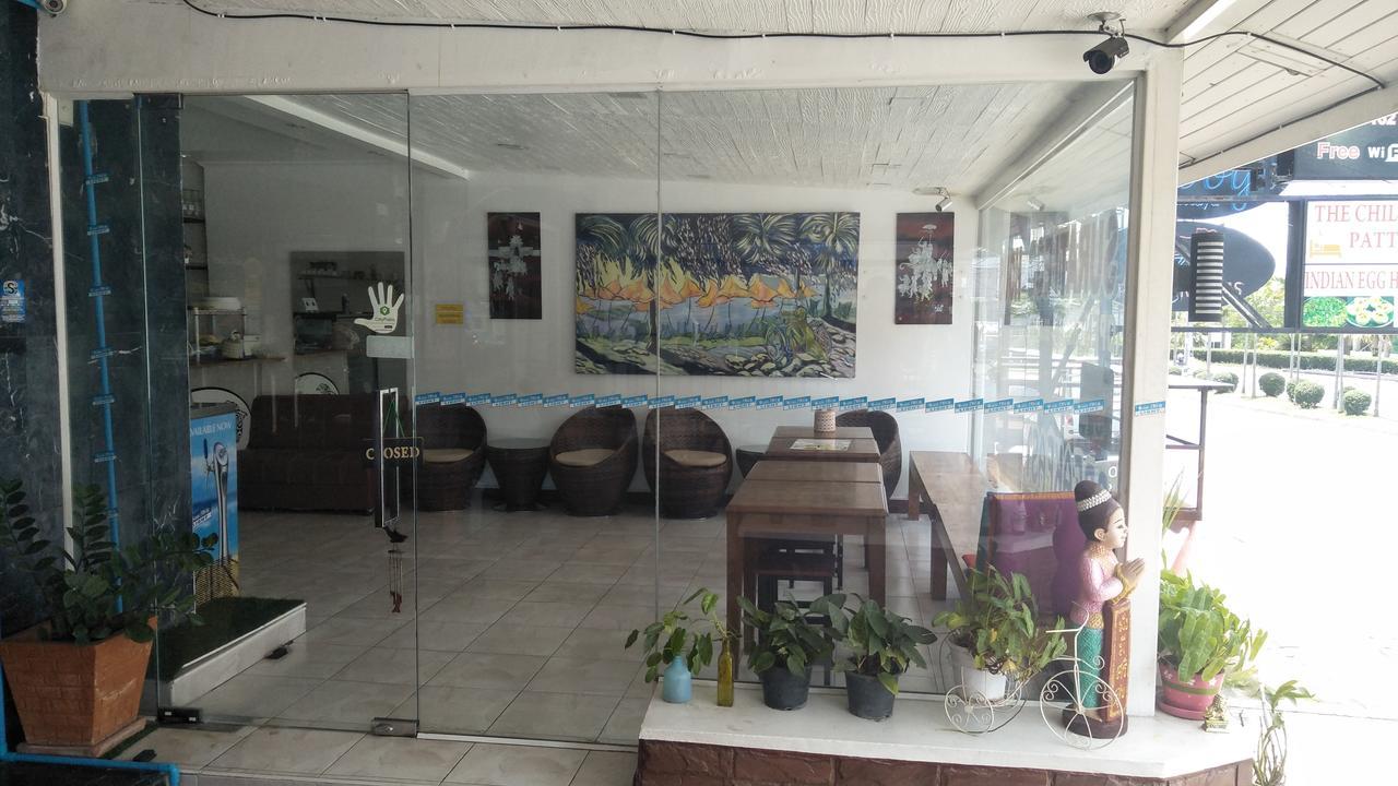 The Chillax Pattaya Hotel Bagian luar foto