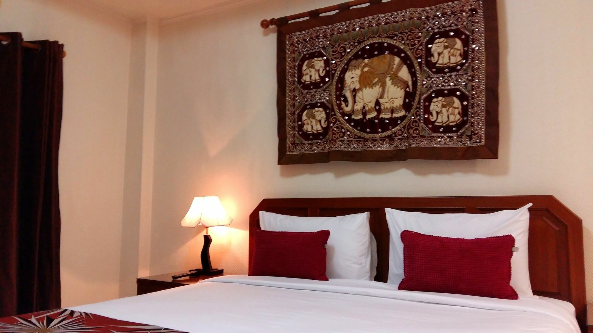 The Chillax Pattaya Hotel Bagian luar foto