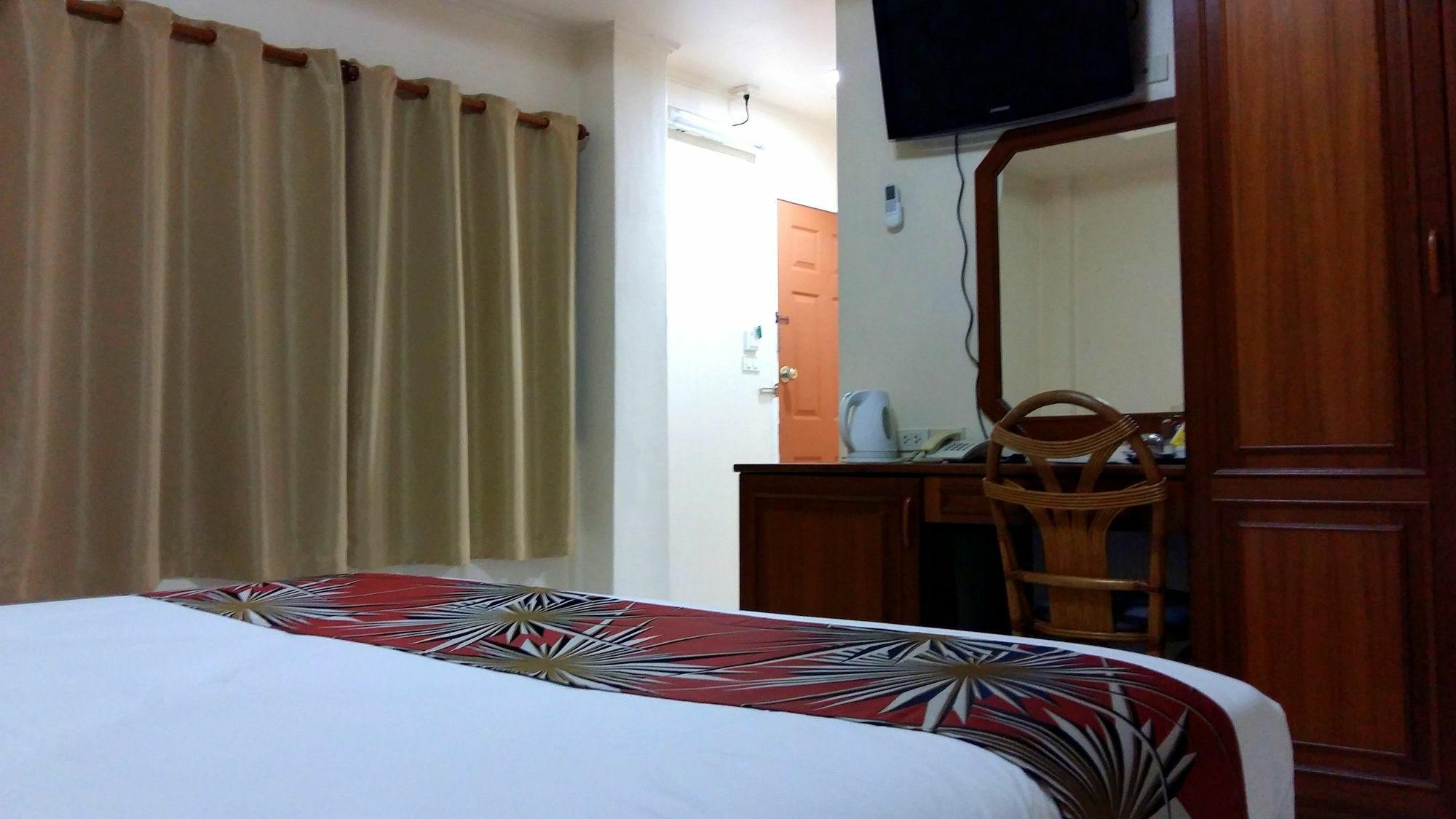 The Chillax Pattaya Hotel Bagian luar foto