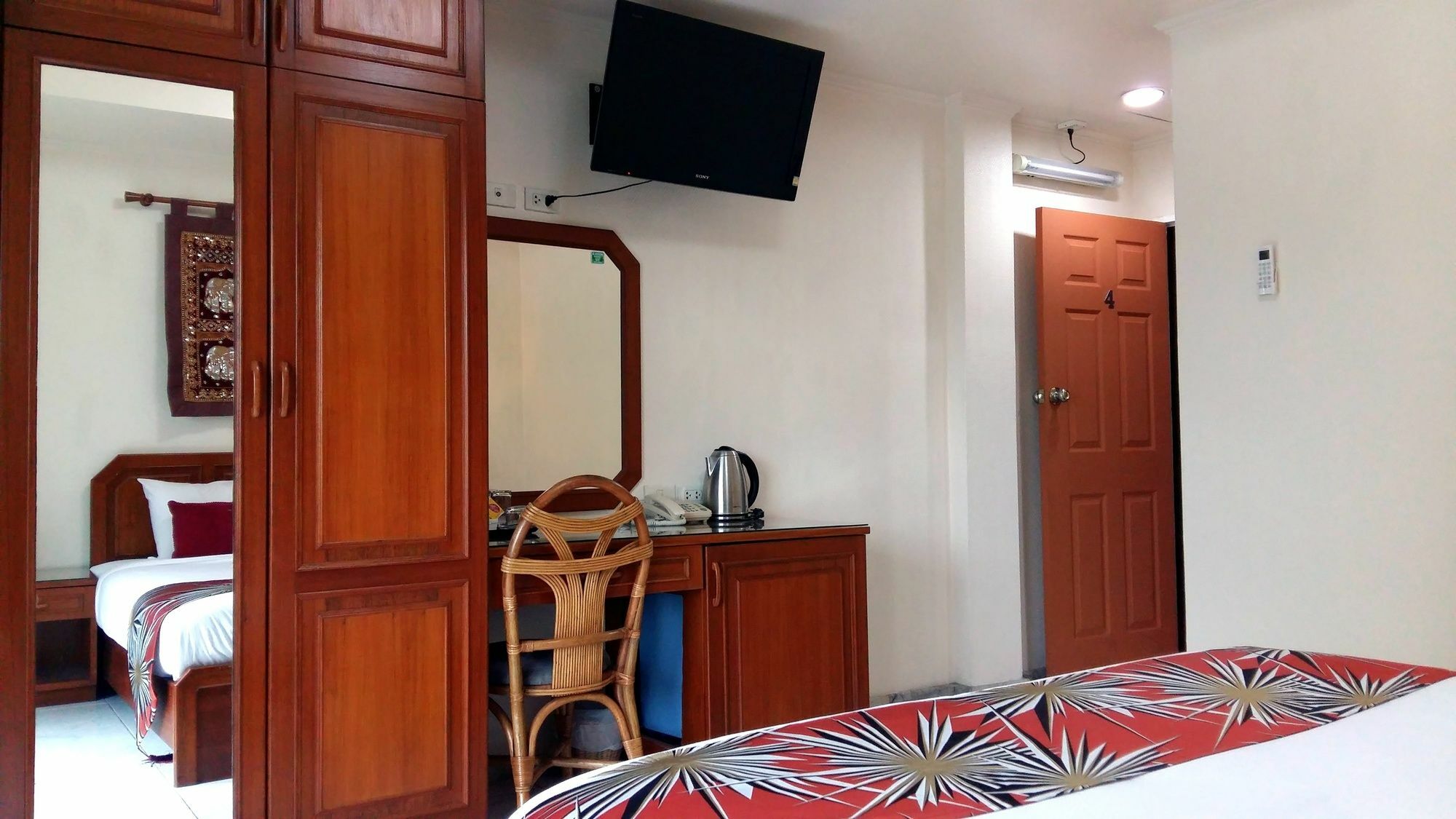 The Chillax Pattaya Hotel Bagian luar foto