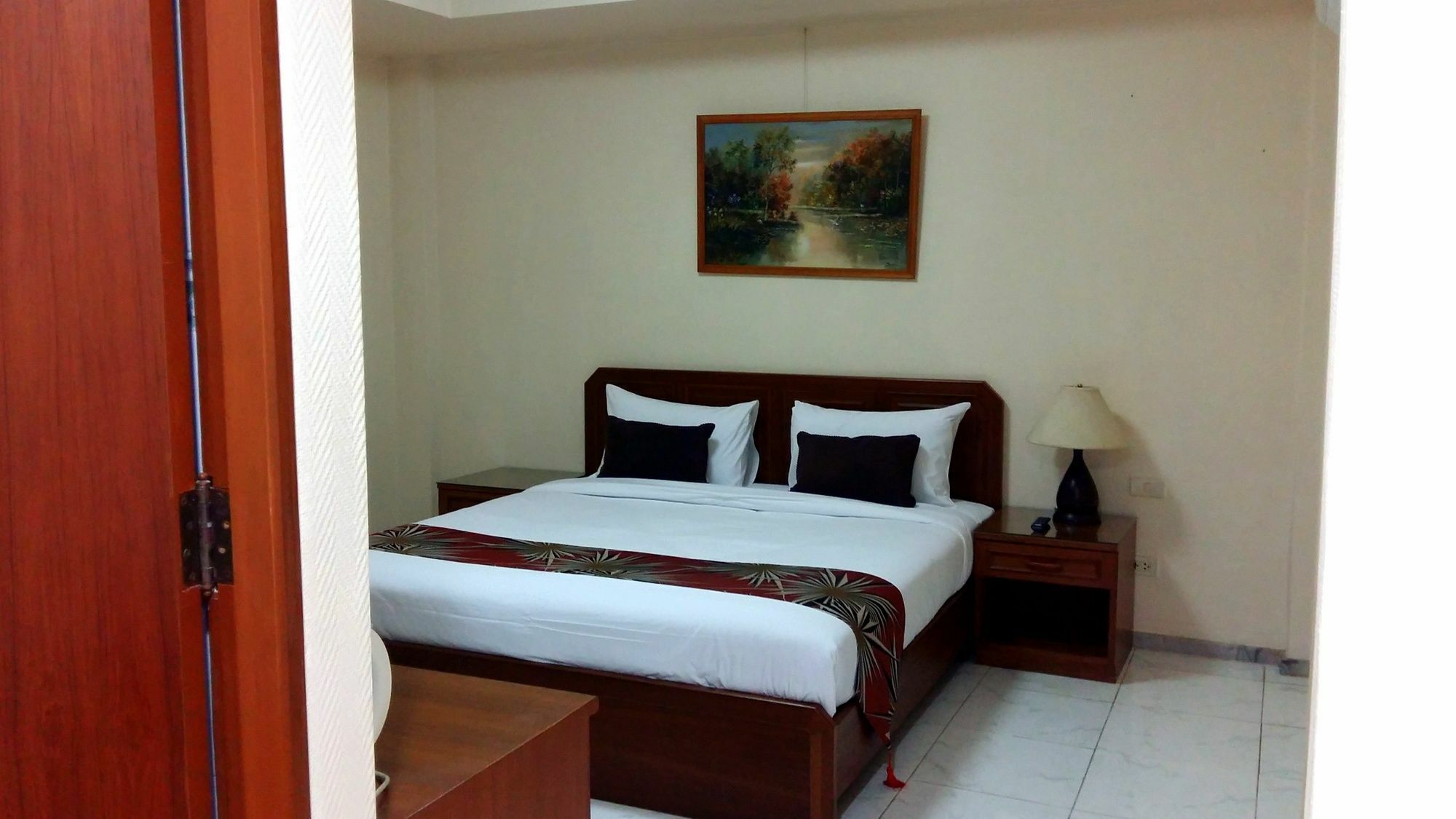 The Chillax Pattaya Hotel Bagian luar foto