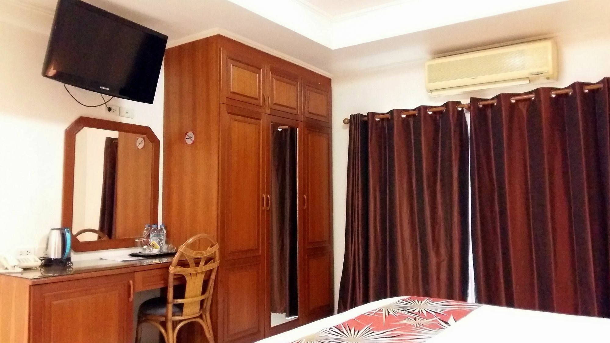 The Chillax Pattaya Hotel Bagian luar foto